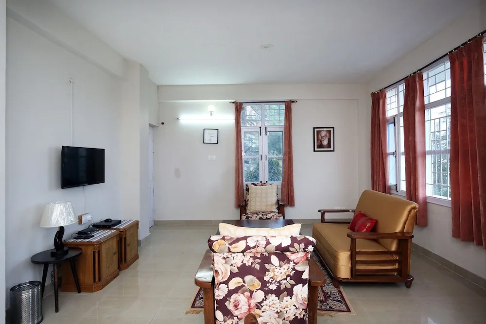 OYO 9710 Home Hill View 2BHK Kasumpti