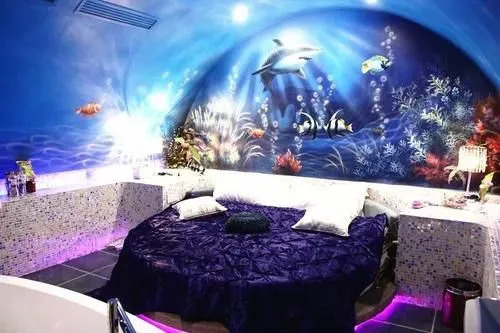 Wuhan U and I Theme Hotel