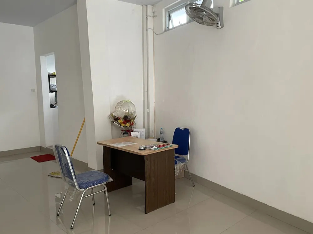 Hotel O Penginapan Musafir Syariah Near Paramount Woman & Childern's Hospital
