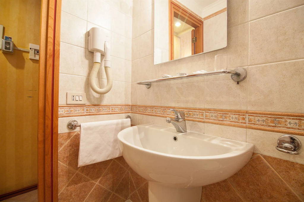 Hotel Pomezia