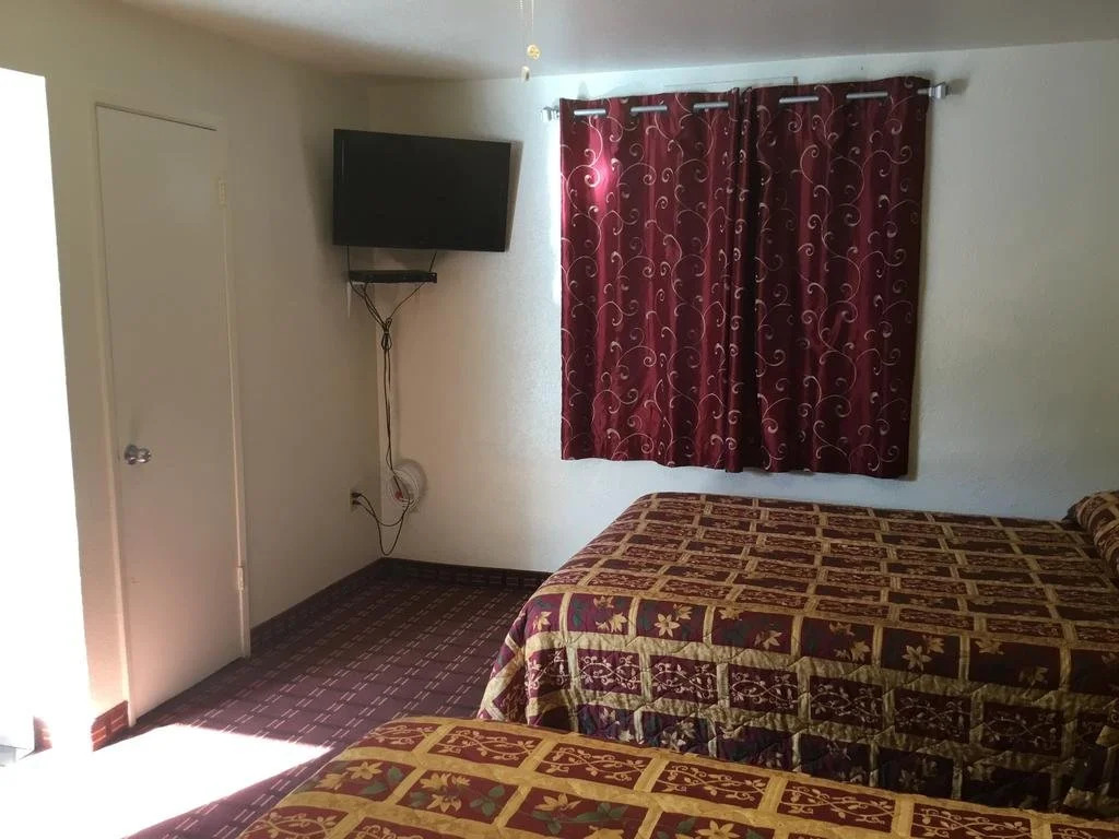 Jerrys Motel