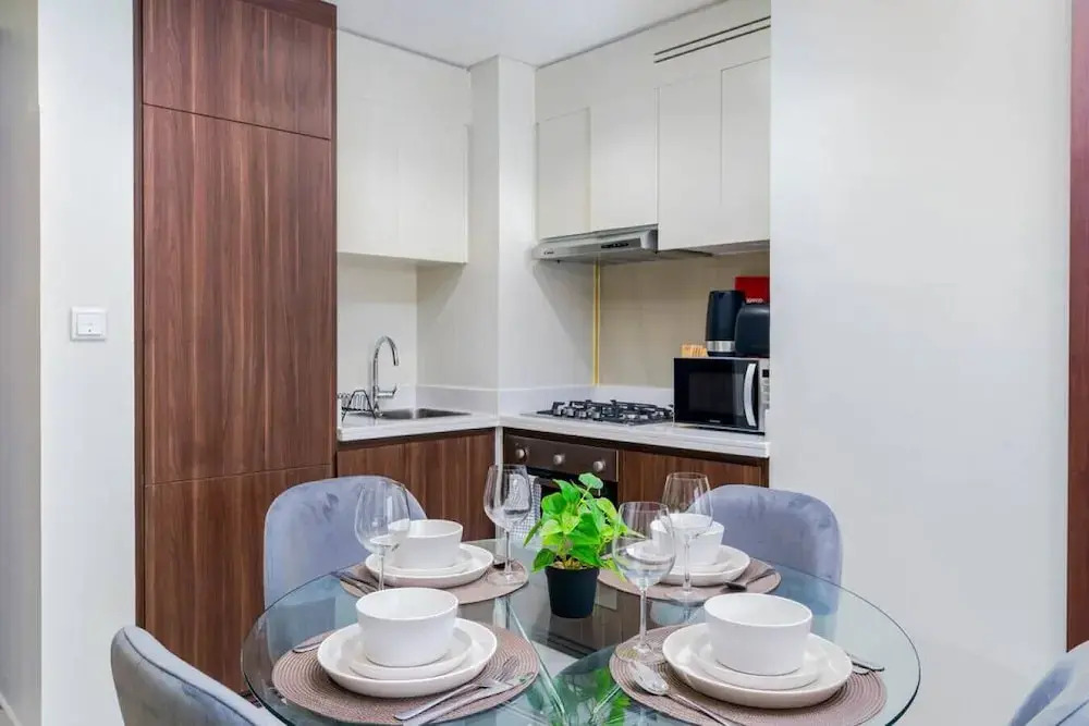 Delightful 2BR Apartment at Reva Residences