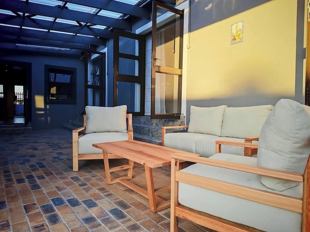 Room-courtyard Double Room With Shared B