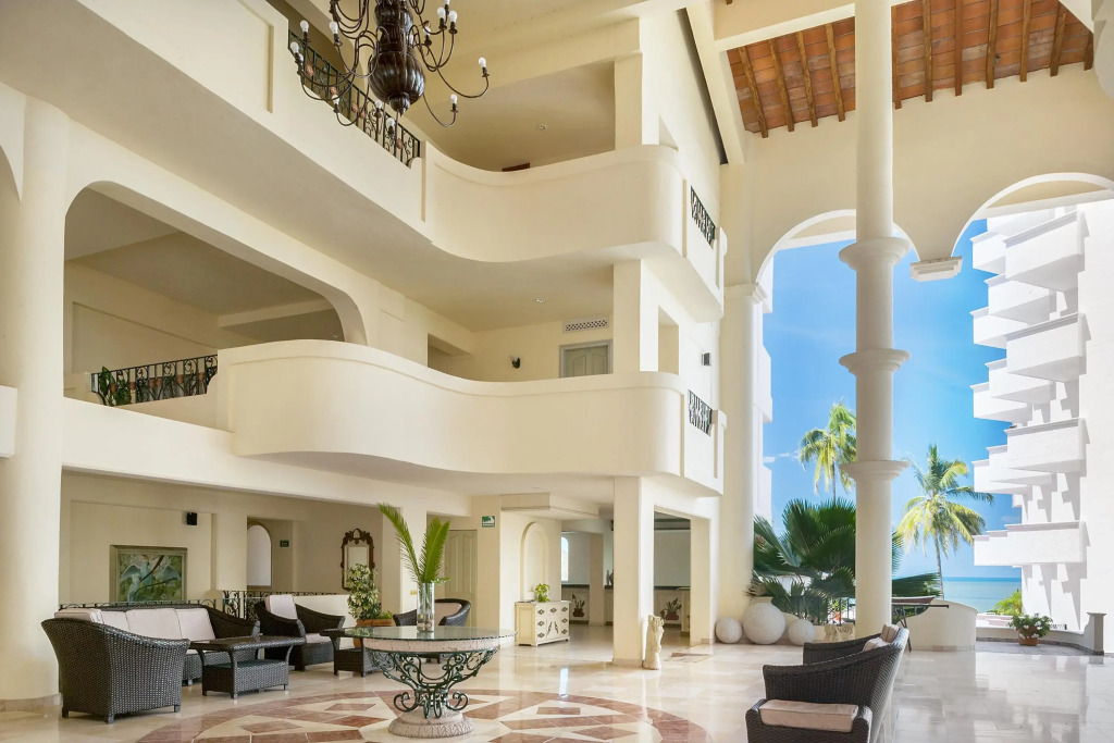 Tropicana Hotel Puerto Vallarta