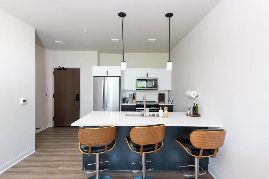 Flexhome East Side 1BR E2 - Brady St, Balcony, & Lounge