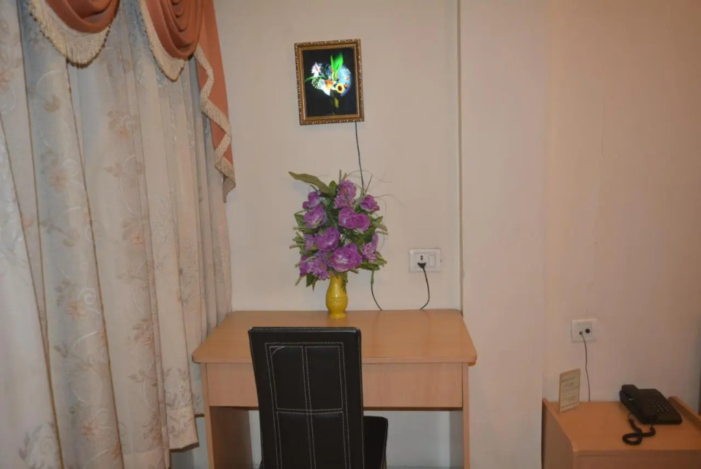 Hotel Poonam