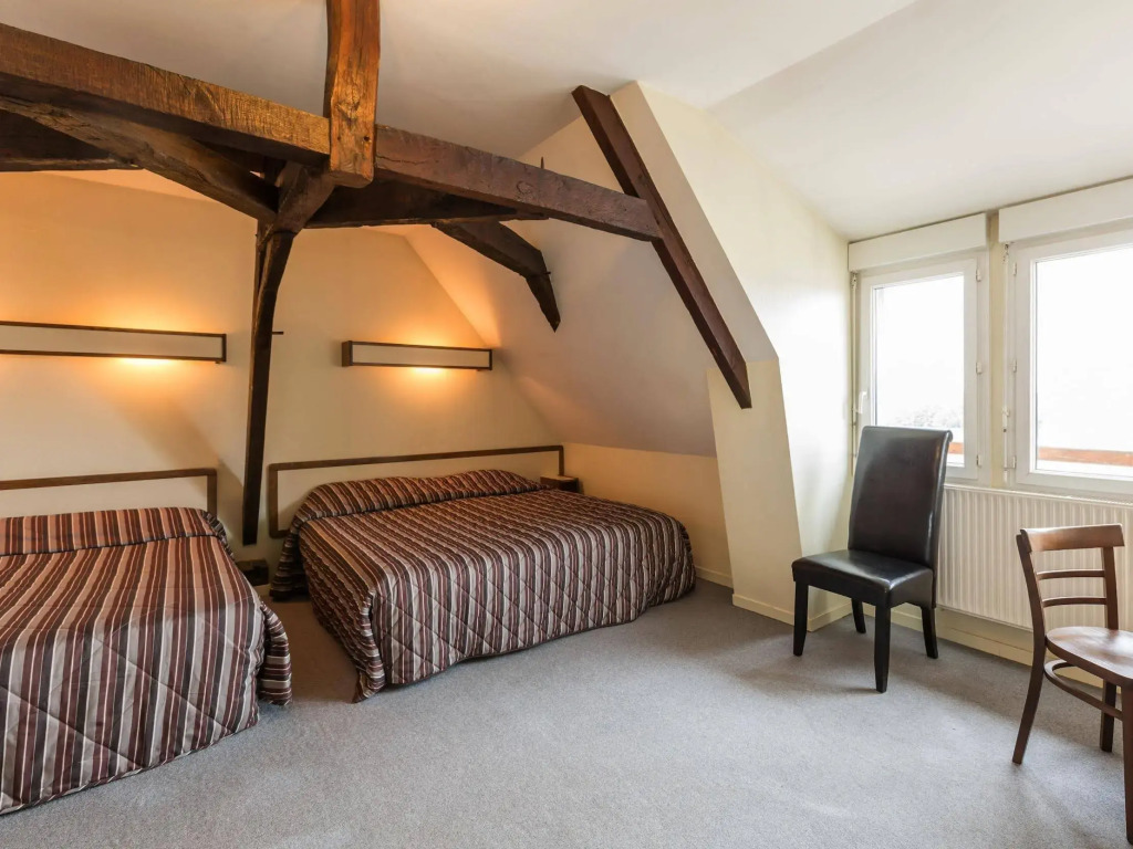 Logis Hôtel & Restaurant - Le Saint-Louis