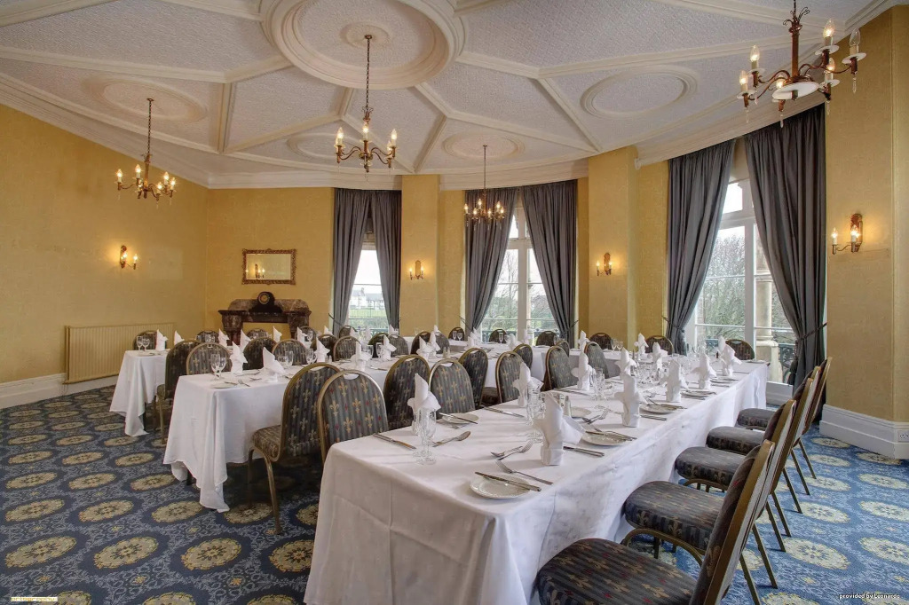Duke Of Cornwall Hotel