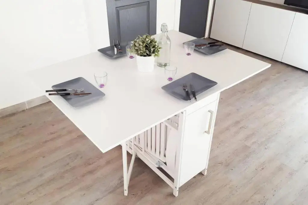 GregBnb-com - Filet suspendu ! - PARKING INCLUS - CLIMATISÉ - WIFI -15min Gare