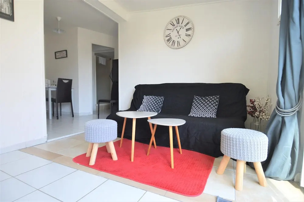 Maisonnette avec terrasse à 50m de la plage - Ménage renforcé