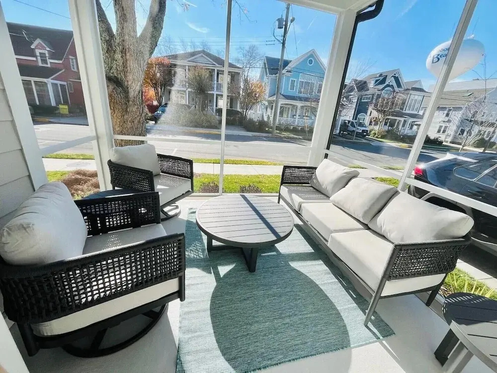 Maryland Avenue 53