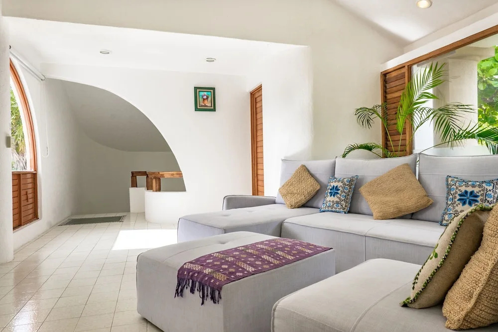 Casa Matuk a lot of Space to Enjoy at Playacar Community
