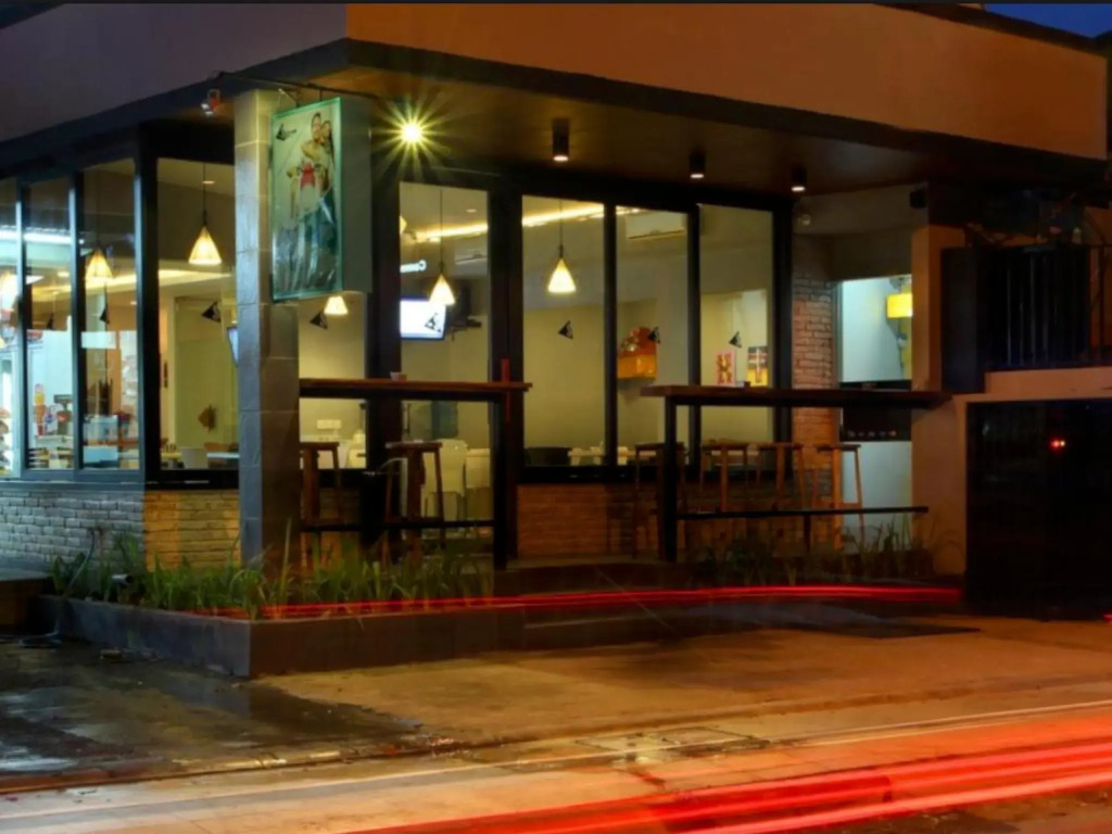 OYO 2854 COZY B&B Seminyak
