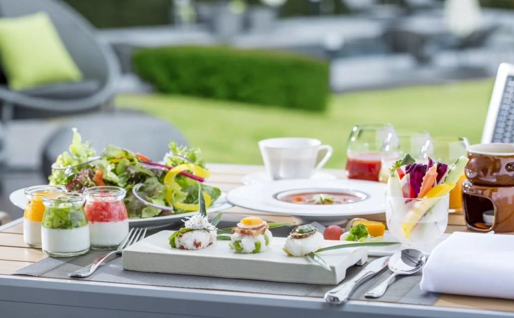 the salon 伊豆高原 Hotels & Resort