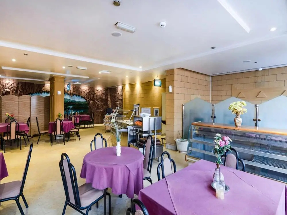 Al-Asemaa Hotel