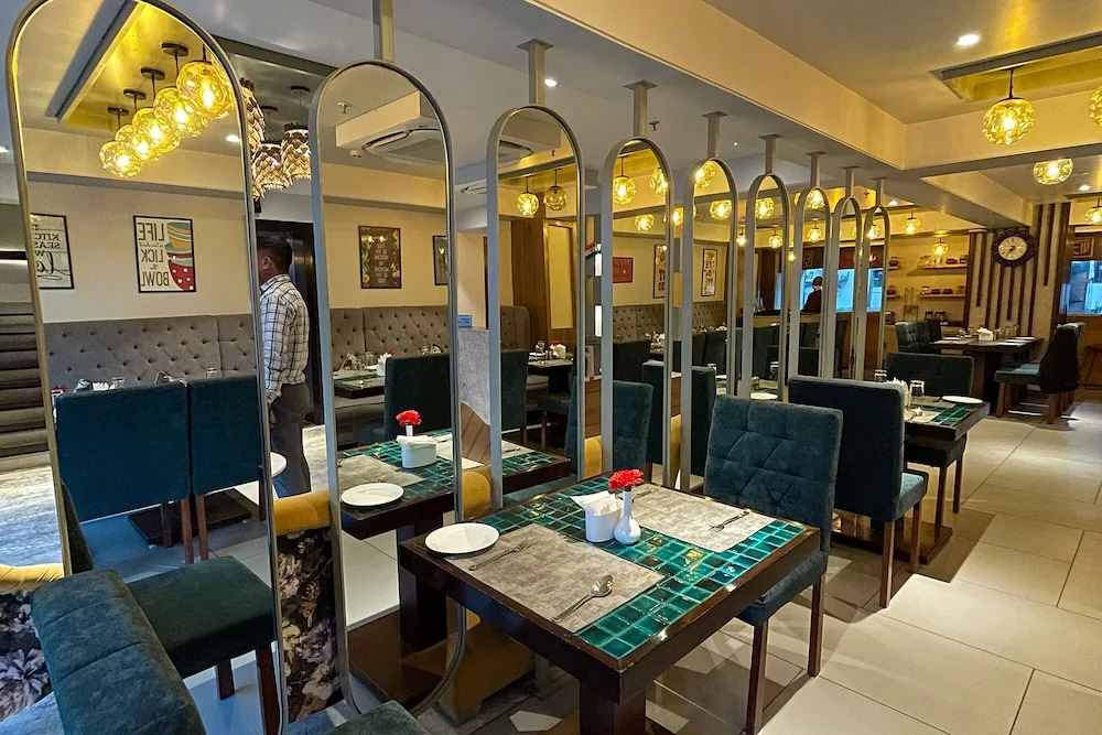 FabHotel Jaipur Luxe