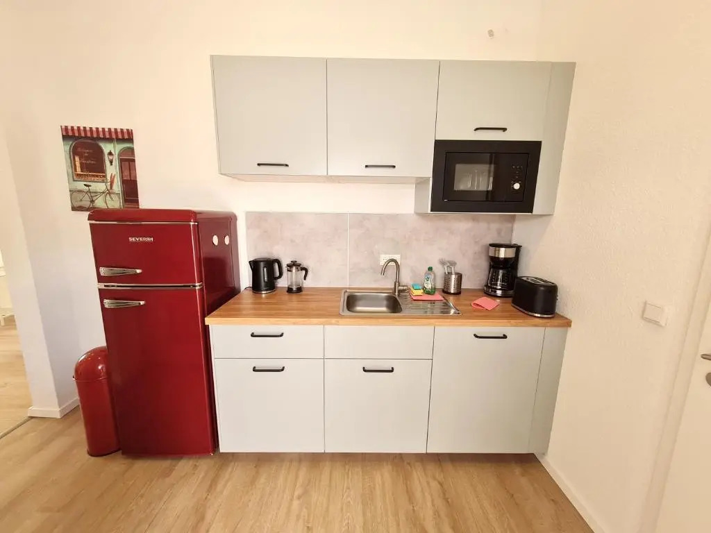 Burgunder helle und geräumige Ferienwohnung