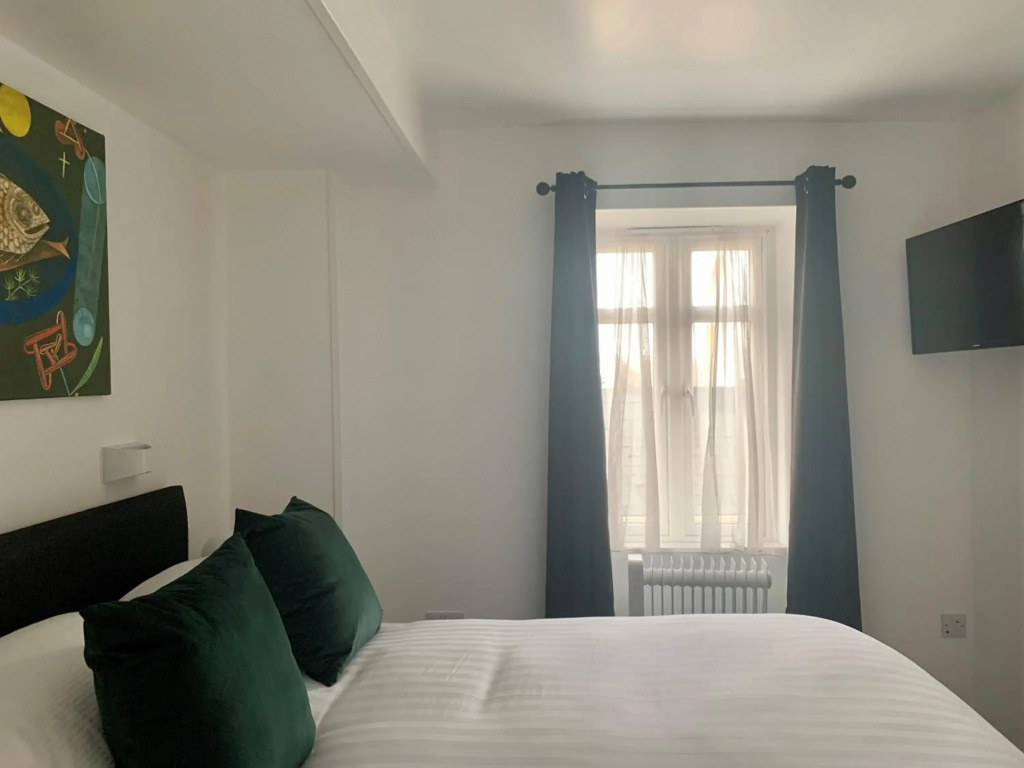 Sarum Hotel
