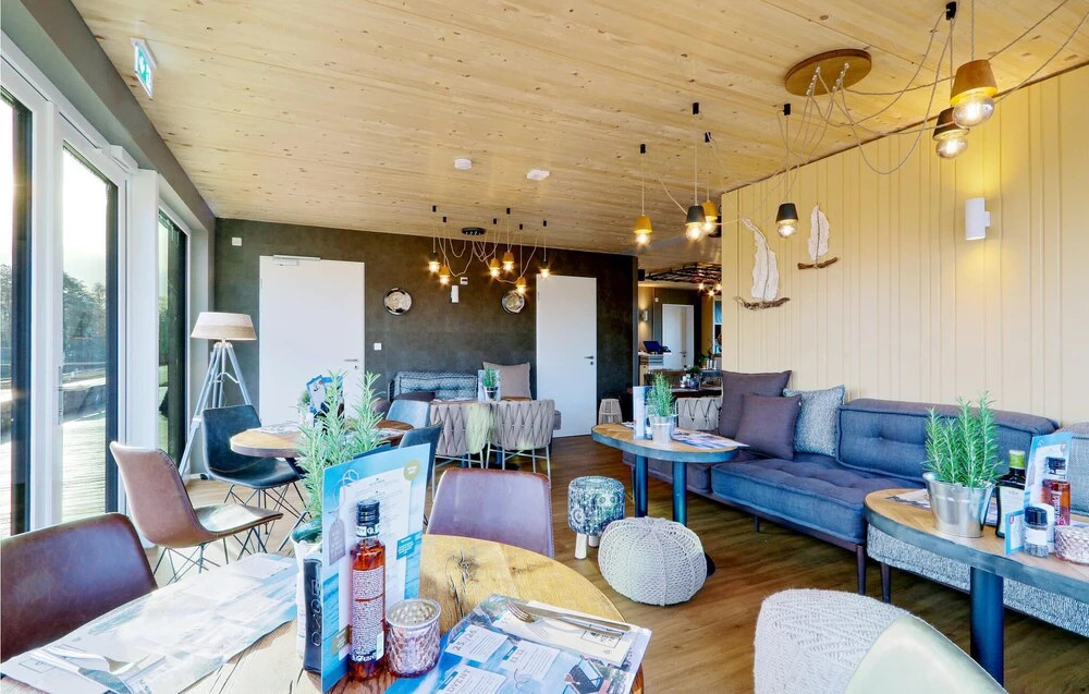 Nice Home In Lembruchdümmer See