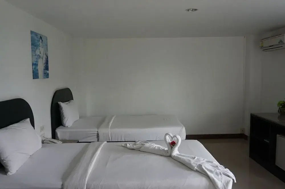 Nirakon Hotel