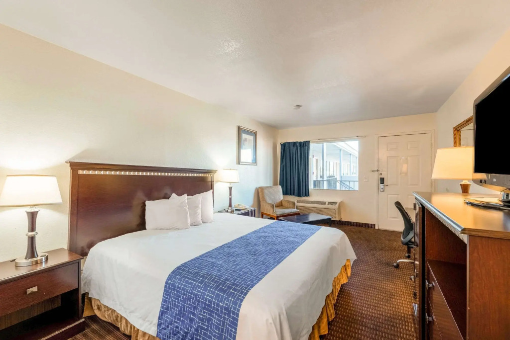 Rodeway Inn