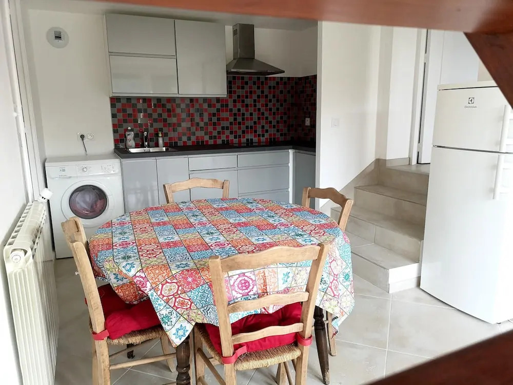 Villa With 4 Bedrooms in L'isle-sur-la-sorgue, With Private Pool and Enclosed Garden