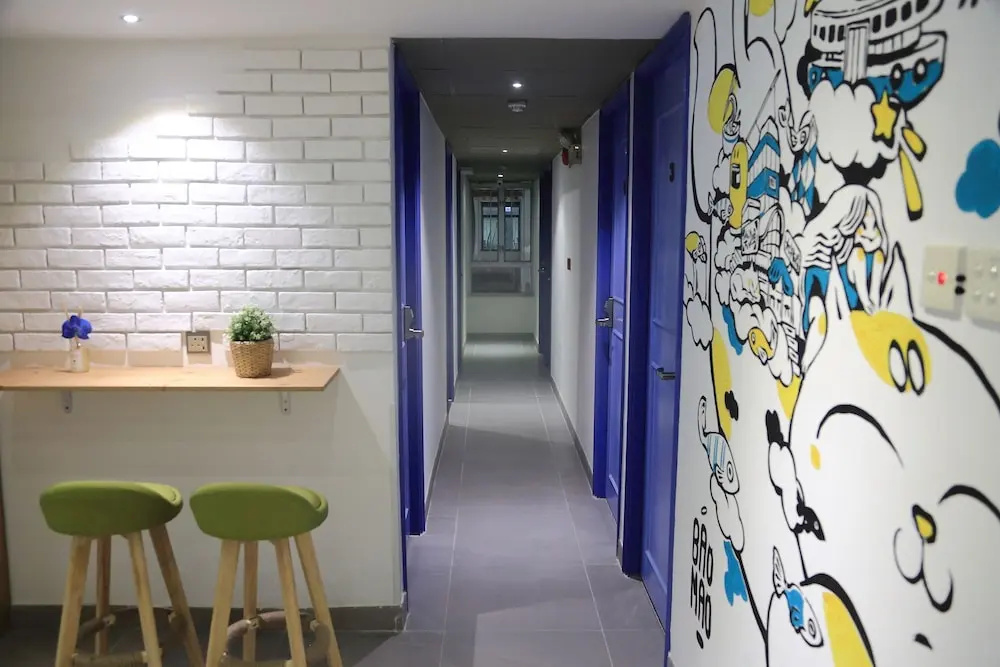 As 1 Hotel