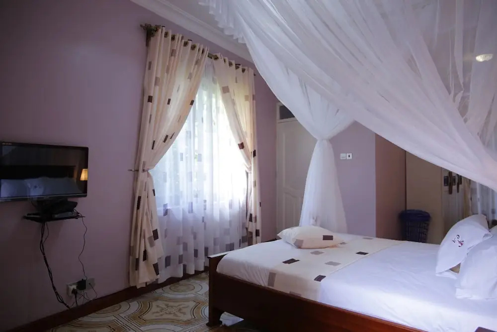 Crystal Hotel Apartments Entebbe