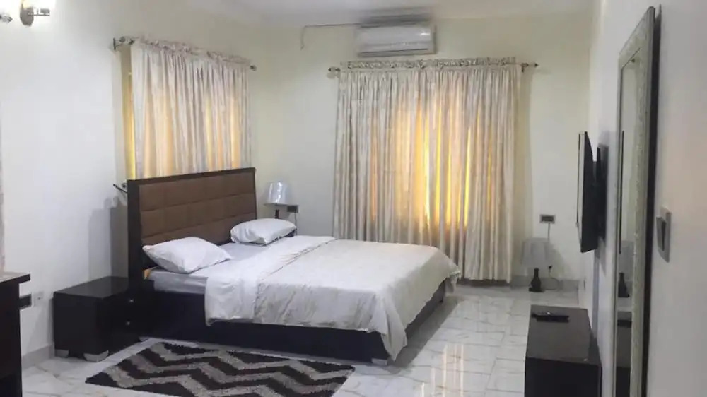 Stunning 2-bed Apartment in Lagos