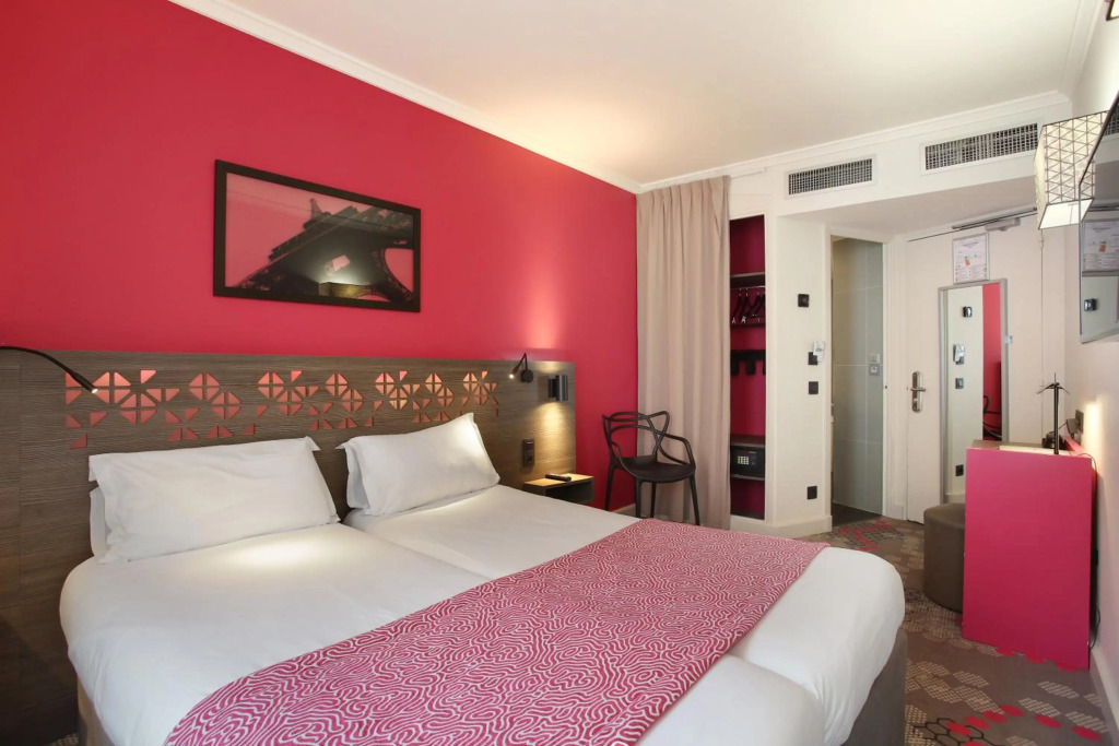 Hotel Eiffel Capitol