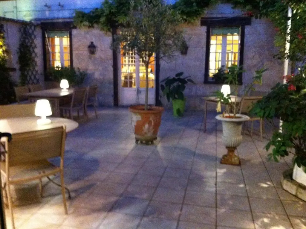 Logis Hôtel Le Central