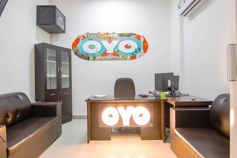OYO 130 Al Gazzaz Furnished Apartment