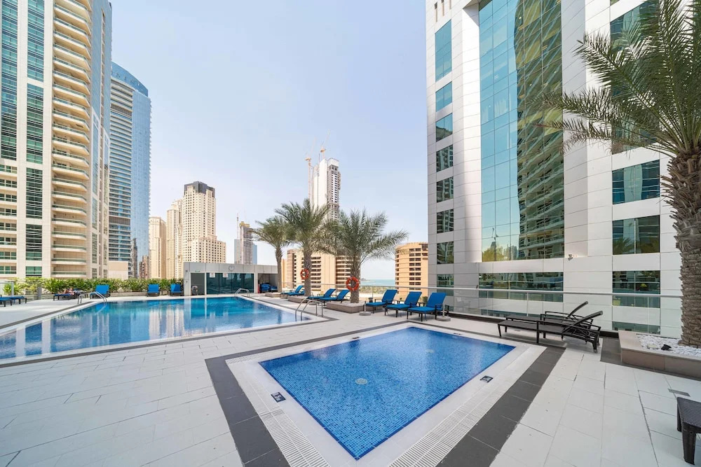 FantaStay Botanica Towers