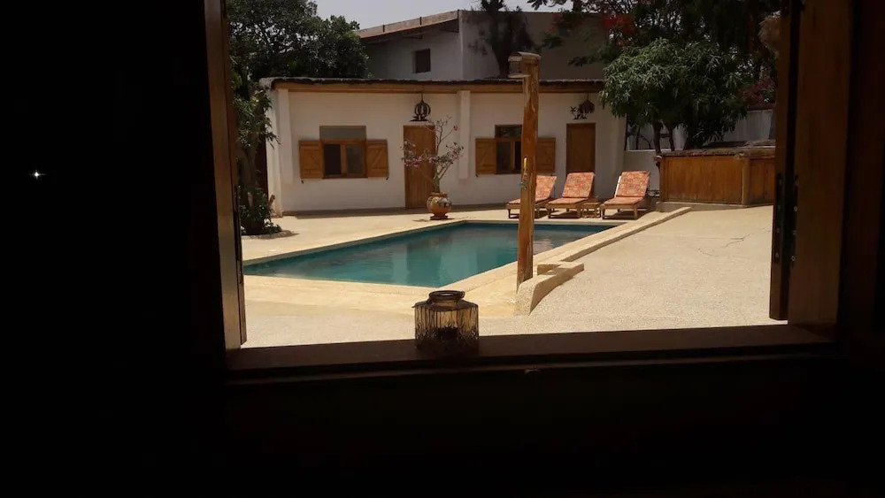 B & B Teranga Warang