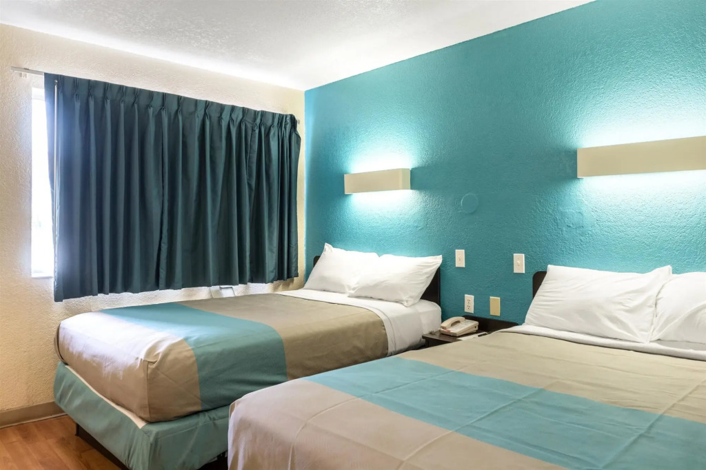 Motel 6-Victoria, TX