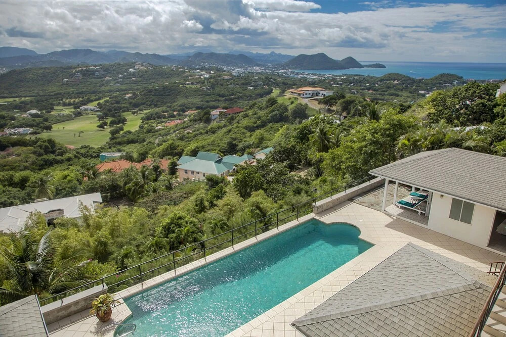 Zephyr Hill - 2 bedroom Villa with awe inspiring views 2 Villa by RedAwning