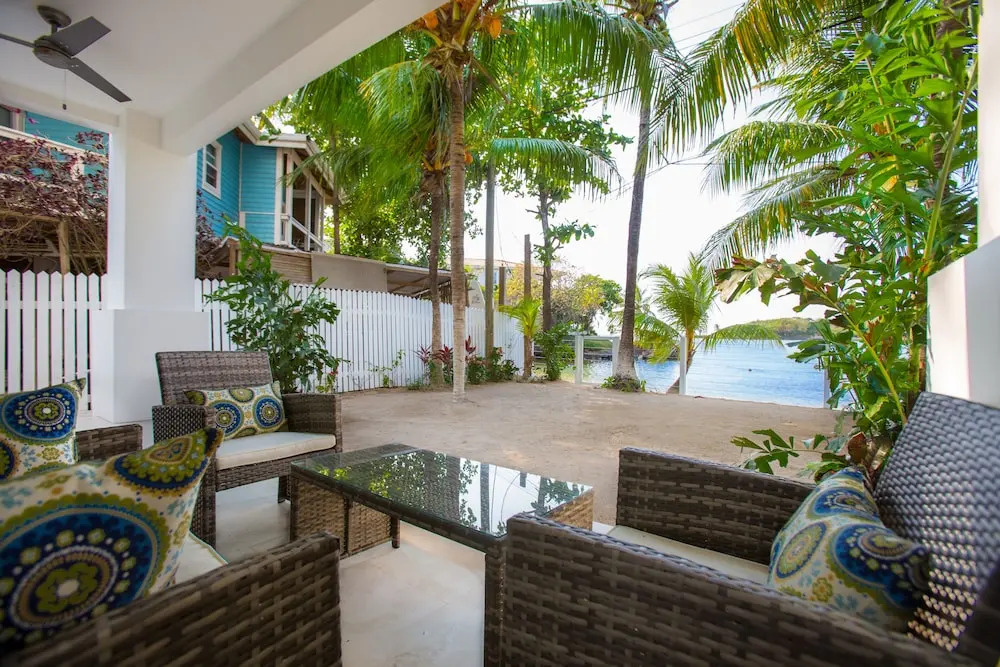 Bella Luna Beach House #227462
