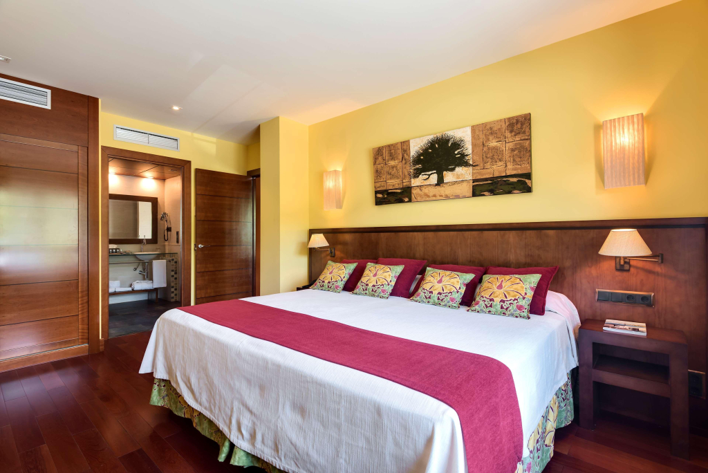 Hotel & Spa Monasterio de Boltaña