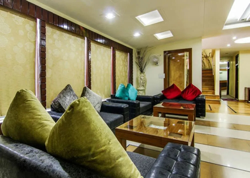 Hotel Om Paradise Near IGI Delhi Airport