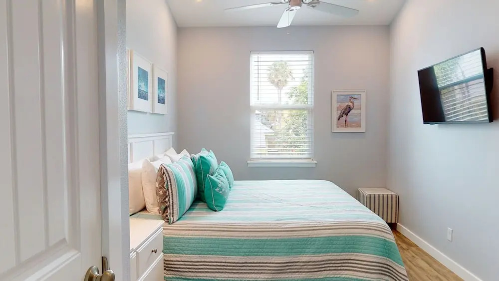 Beachside Getaway - 3 Br Condo