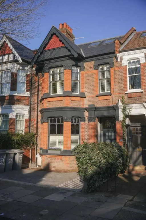 Stunning Modern 5-bed House in Central London