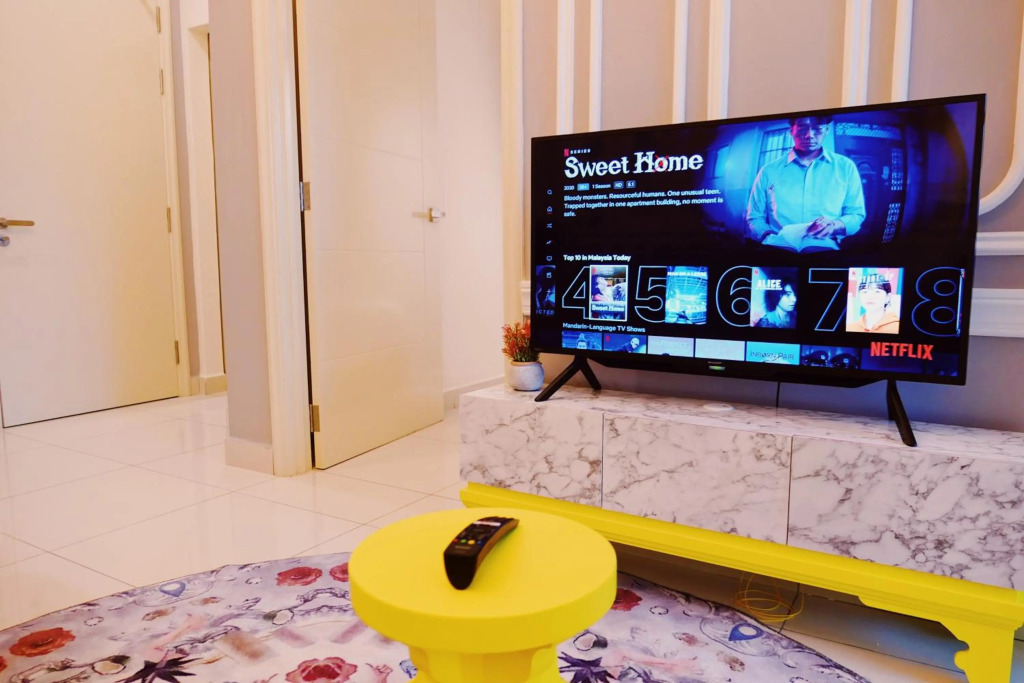 Modern Suites IArte@Mont Kiara I2B1.5B I3 PAX