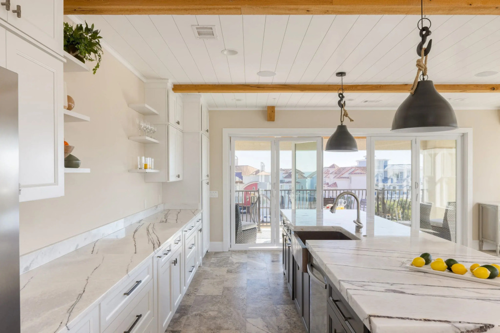 Infinity Pool, Beach Access, Oceanview, Sleeps 24 30 Bradley Cir by Avantstay
