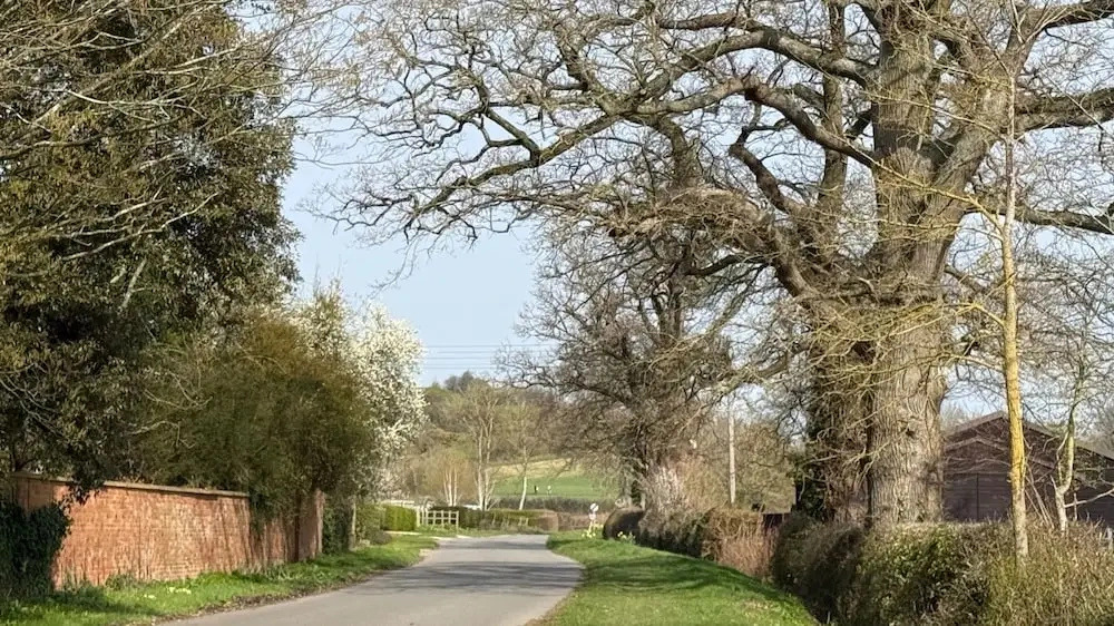 Cotswolds Castle, Sleeps 8 With Enclosed Garden