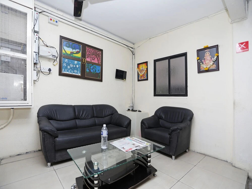 FabHotel Royce Studio - Nr Pune International Airport