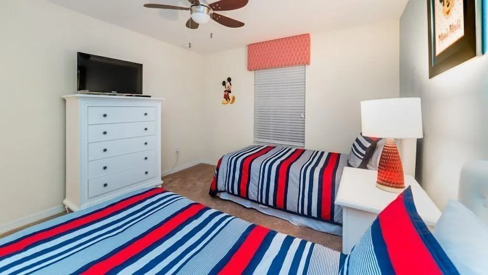 Beautiful 4 Bedroom Town House In The Fantastic Paradise Palms Resort