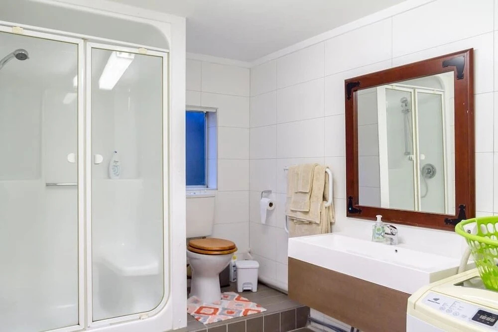 2 BR appartment on Park Hill