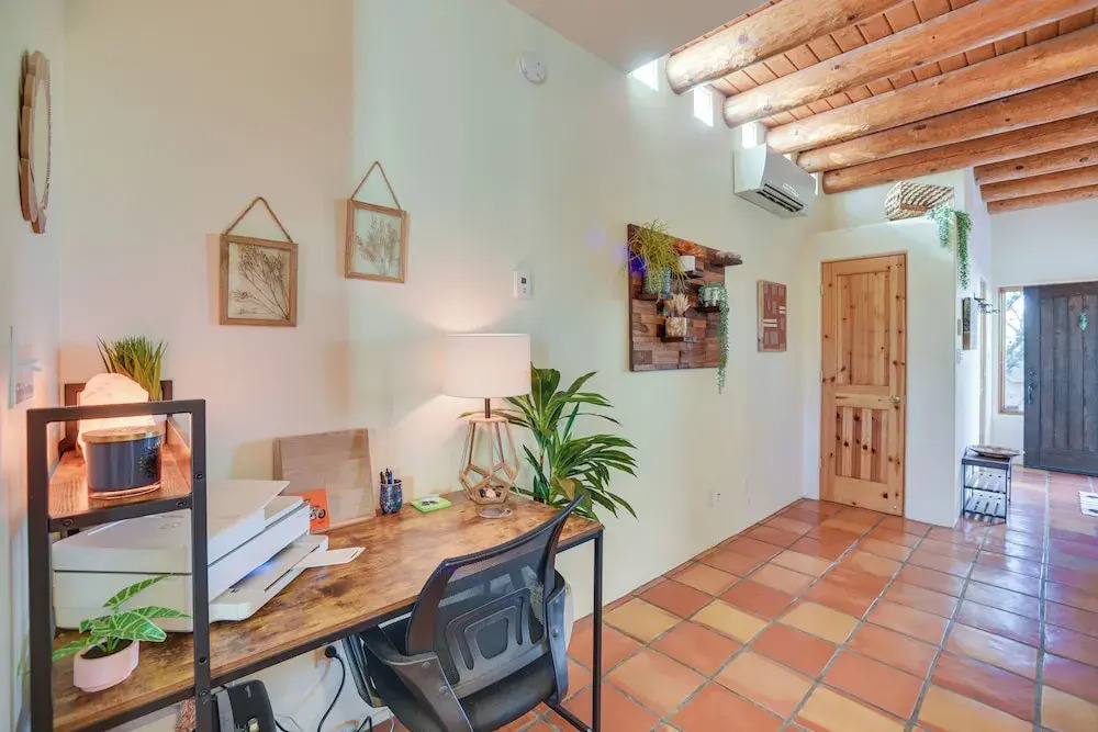 Bright Santa Fe Condo ~ Half-mi to Meow Wolf!