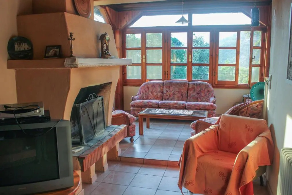 Doctors House Mikros Prinos