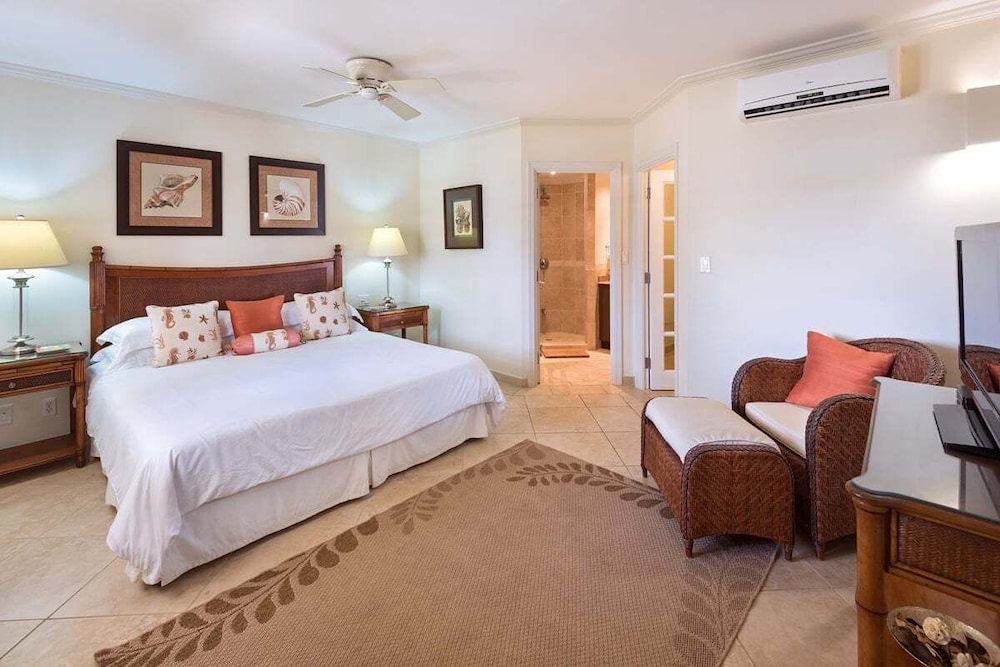 Sapphire Beach 205 3 Bedroom Condo
